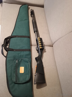 Broková pumpa Mossberg 590A1 12/76 - 7