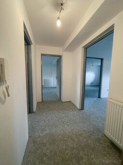 Krásny, moderný 2 izbový byt - 7