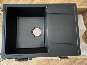 Granitovy drez (Nový)+bateria ,kompl.sif.sada - 7