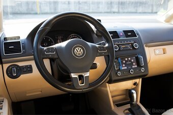 Volkswagen Touran 1.6 TDI DSG - 7