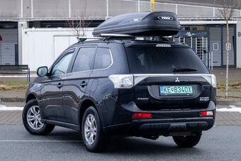 Mitsubishi Outlander 2.0 PHEV 4WD (2013) - 7