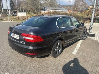 Škoda superB 2.0Tdi - 7