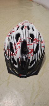 Kellys Vanity 10 - 7