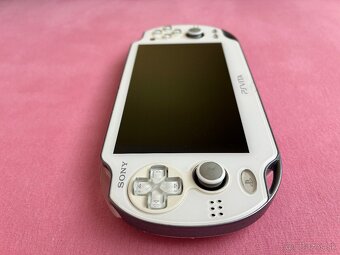 PS Vita 1100 biela s príslušenstvom - 7