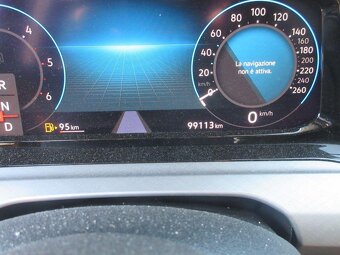 VW Golf VIII Variant 2.0 TDI 85kw DSG - 7