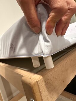 Pult IKEA s príslušenstvom a darčeky k tomu - 7