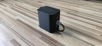 USB nabíjací adapter na batériu Dewalt 18V - 7