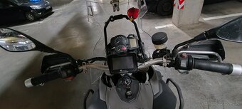 Bmw F800GS +LED svetlo +akrapovič +3x bmw vario kufor - 7