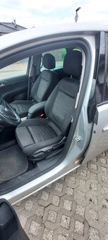 Opel Meriva 1,4 turbo - 7