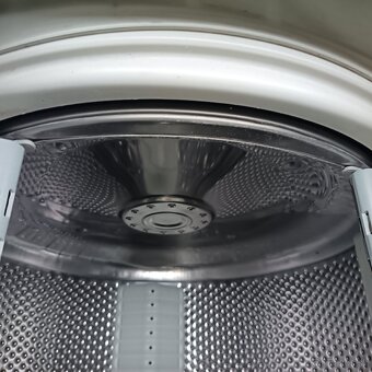 Electrolux pracka uzka 40cm moznost dovozu v BA - 7