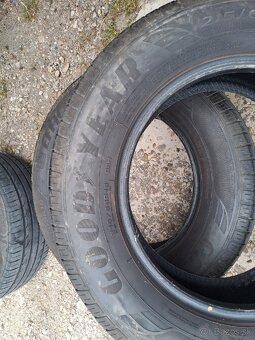 Letné Goodyear EfficientGrip 215/65/16 98H - 7
