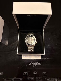 Seiko 5 Sports SSK001K1 GMT ,,Black Grape” - 7