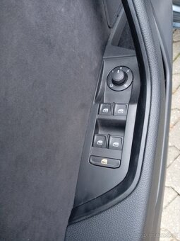 Skoda Superb Sportline 2.0TDI Matrix 4x4 - 7