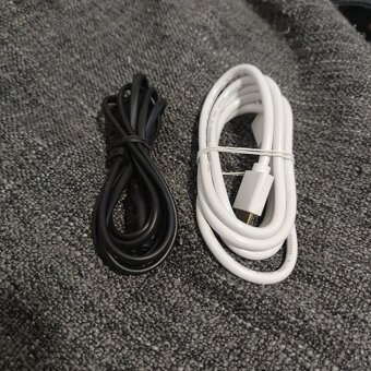 Xbox One S 1TB + 2x ovládač + 3x hra - 7