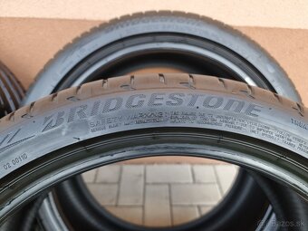 pneu 19" 235/40R19 BRIDGESTONE letné 5-6mm dot19 - 7