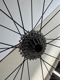 🚴 Predám cestné kolesá DT Swiss P1800 Spline 32 + kazeta - 7