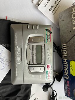 Walkaman SONY WM-FX553 komplet v stave nového - 7