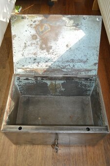 redam starozitny trezor - 7