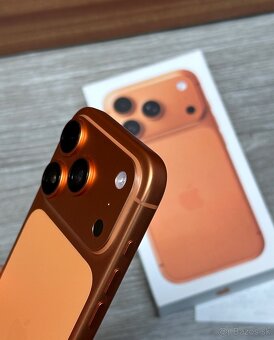 iPhone 17 Pro 256GB Cosmic Orange - 7