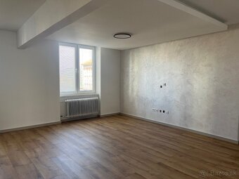 Luxusný 2-izbový novo zrekonštruovaný tehlový byt - 7