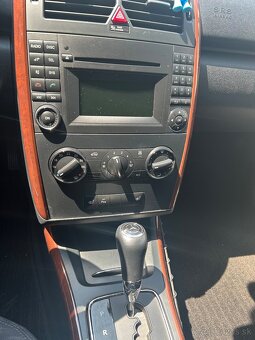 Mercedes Benz A160 AUTOMAT - 7