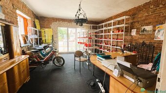 Milhostov bývanie či podnikanie? 1178m2, 120.000€. - 7