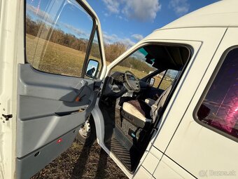 Obytna dodavka,caravan mercedes sprinter 312D - 7