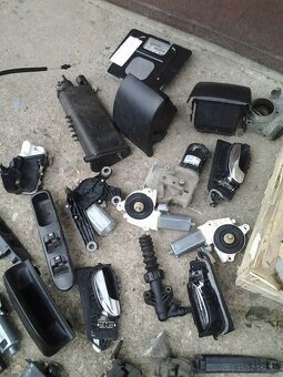 roleta, fukare, mriežky, plasty, peugeot 307 aj sw - 7