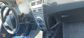 Toyota yaris 1,0 RV 2008 - 7