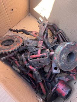 Náhradné diely na sadzač - 7