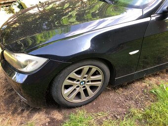 Díly z Bmw 325i e90 2005 160kw motor bere olej - 7