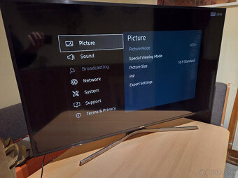 Predám 50" 4K Samsung UE50KU6072U - 7