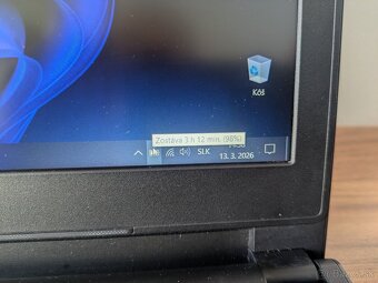 Dell Inspiron 15 (Core i3/8 Gb Ram/256 SSD/Radeon M330 2Gb) - 7