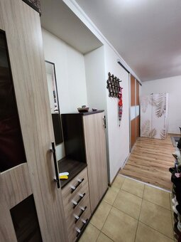 zariadený, 2 izbový byt, 47 m2 s vlastným kúrením, Dubnica - 7