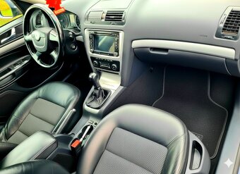 Škoda Octavia II COMBI FACELIFT 2,0 TDI 103KW 105"PS - 7