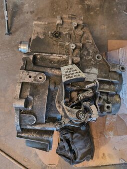 Predám náhradné diely na VW Sharan, Seat Alhambra, Galaxy - 7