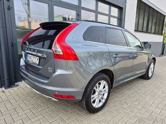 Volvo XC60 D4 2.4L Drive-E Momentum Geartronic AWD - 7