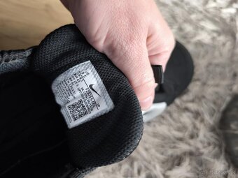 Nike AIR MORE UPTEMPO LOW - 7