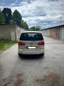 VW Touran 1.6 77 kW webasto - 7