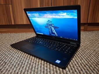 DELL Latitude 5580 s i5 ,FullHD, podsvietená klávesnica - 7