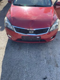Kia Ceed 2012 85kw 1.6 dizel AO combi - 7