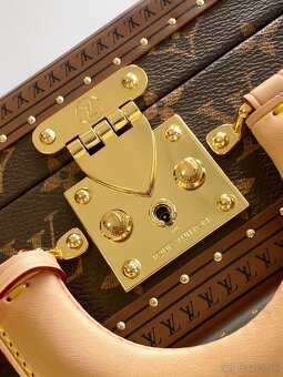 Kabelka kufrík L V - 7