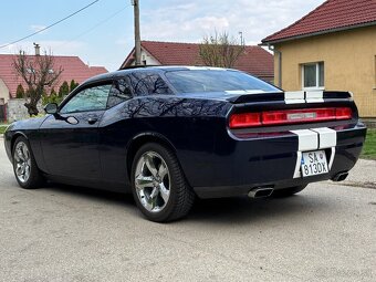 Dodge Challenger 2012 RT PLUS výbava 5.7 HEMI V8 - 7