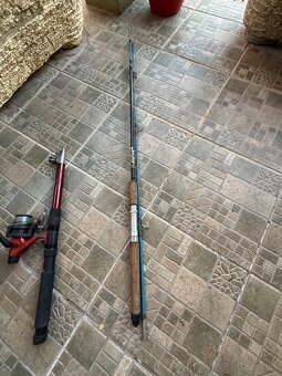 Predam 2x udice,tasku,kufrik - 7