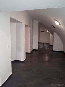 250 m2 na Hlavnej v suteréne - 7
