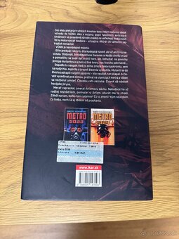 Metro Dmitri glukhovsky kniha knihy trilogia - 7