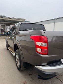 Mitsubishi L200 2.4 DI-D 133kw 4x4 DoubleCap AUTOMAT - 7