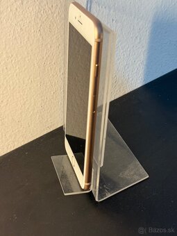 Predám Apple iPhone 8 Plus 256GB Gold Bežné známky - 7