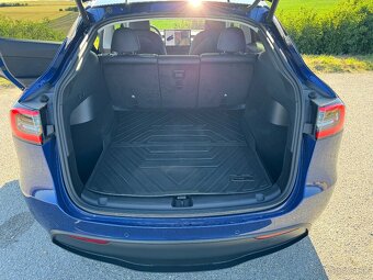Tesla Model Y Long Range Tažné 29k km SoH 95% - 7