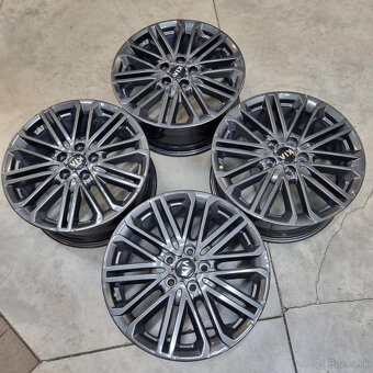 Kia disky 5x114,3 R18 7,5J ET55 - 7